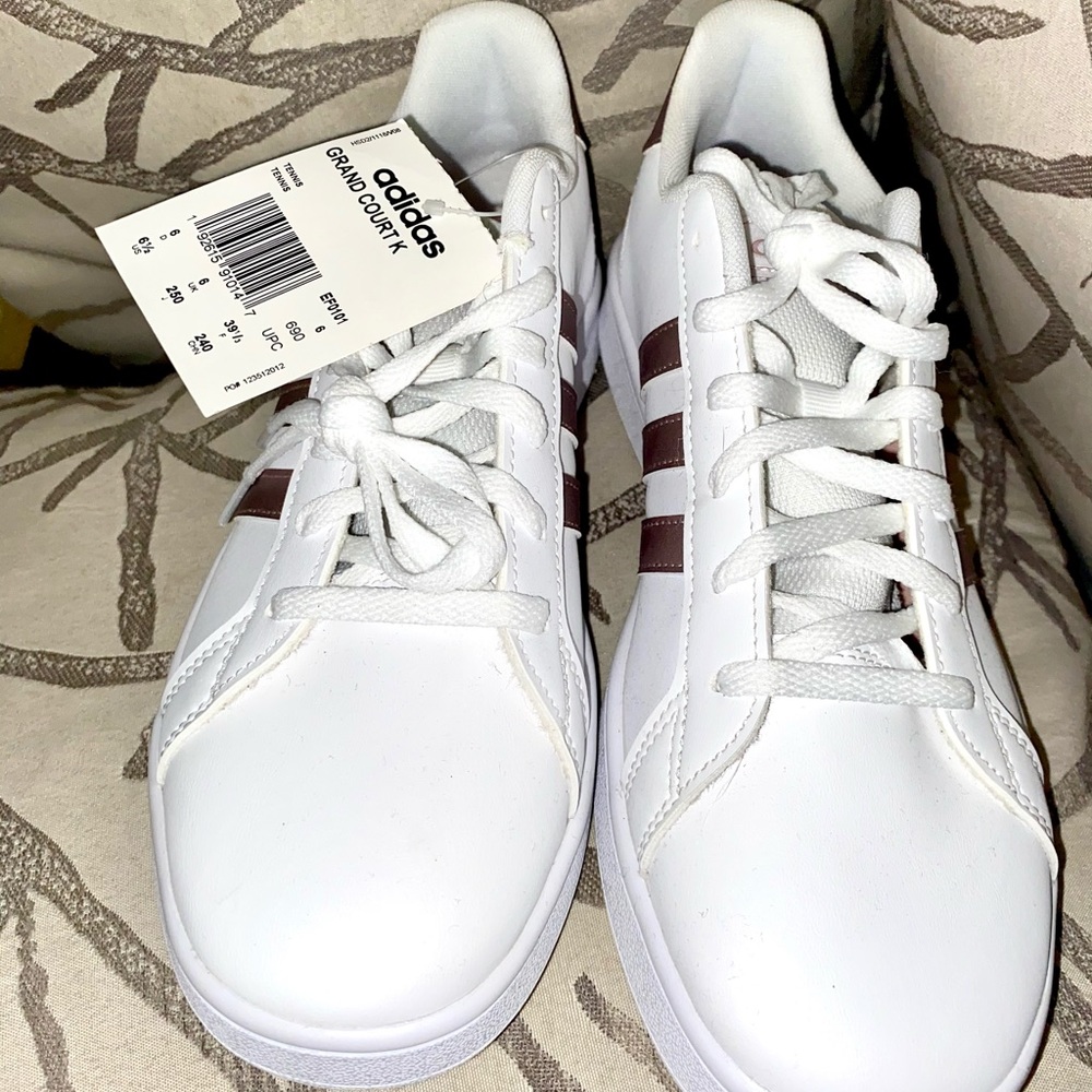 Women adidas white nd rose gold size 6
